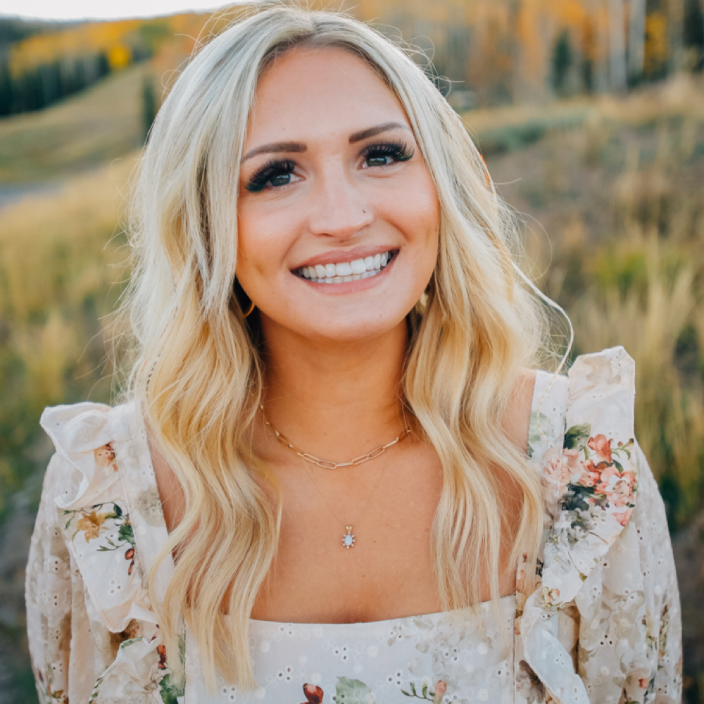 Shianne Alvey at Wildflower Beauty Salon in Parowan, UT