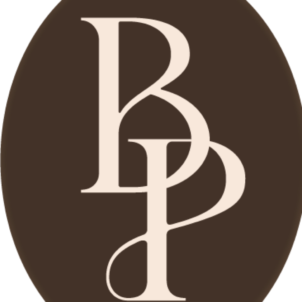 The Bronze Pod at Sitting Pretty Glam in Miami, FL
