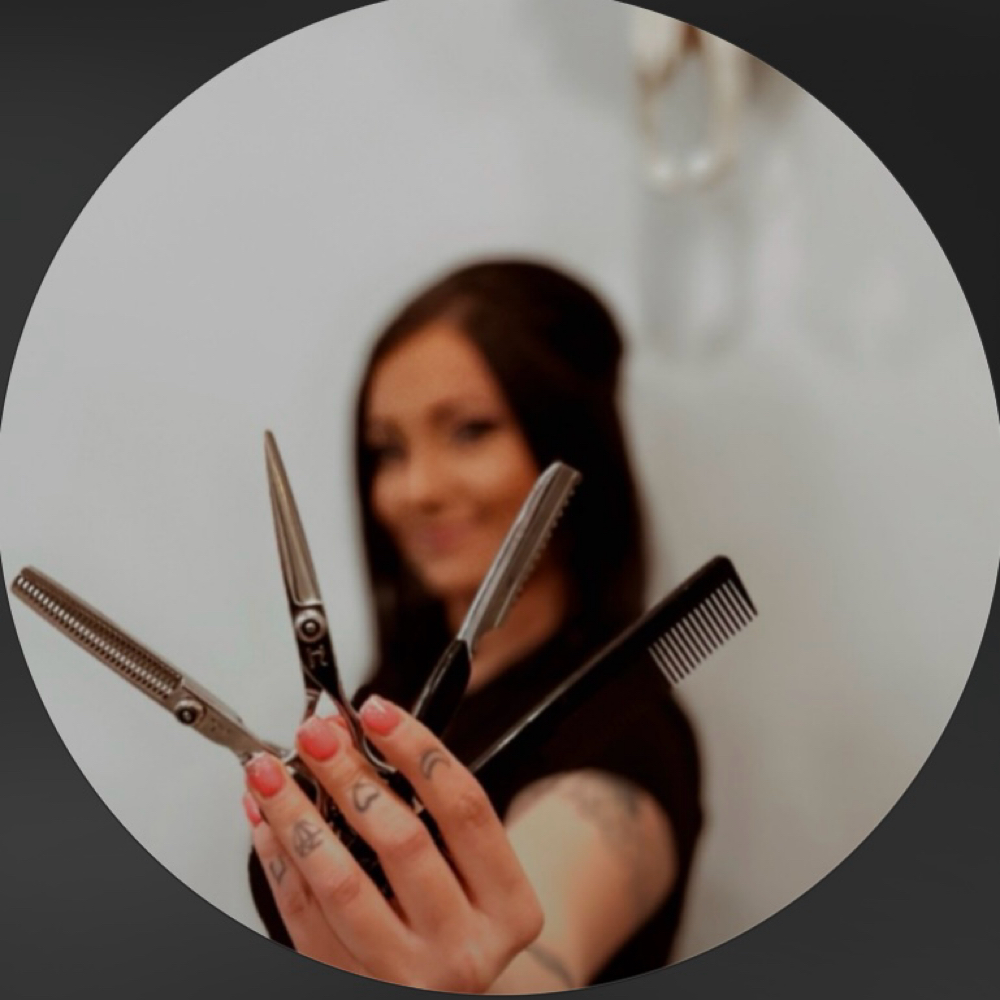 Ayshia Traeholt at Essence Salon in Four Corners, MT