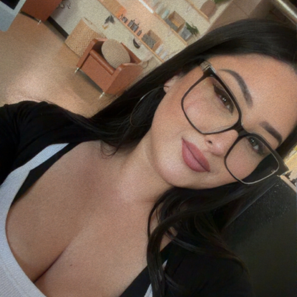 Victoria Lopez at Dolce Beauty Co. in Casa Grande, AZ