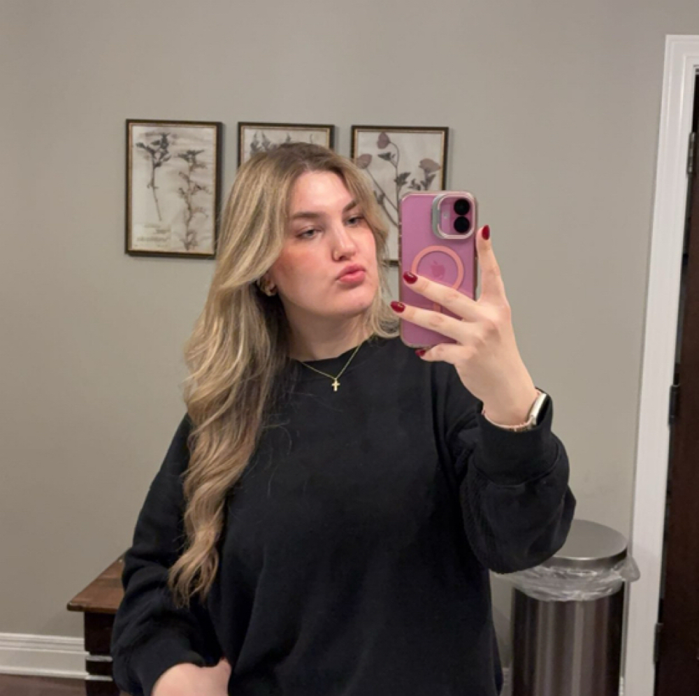 Hannah Bennett at Decker.INC Lounge in Lexington, KY
