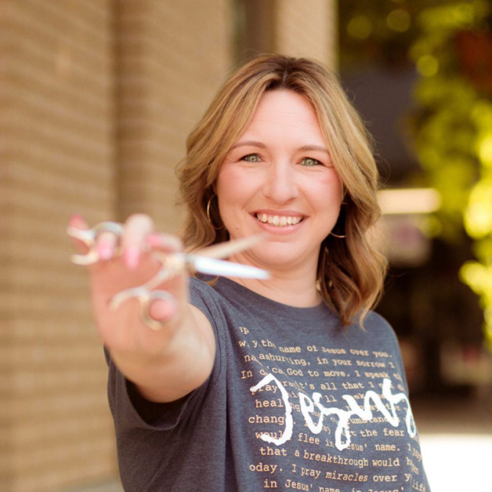 Autumn Fuller at Corinthian Salon in Galax, VA