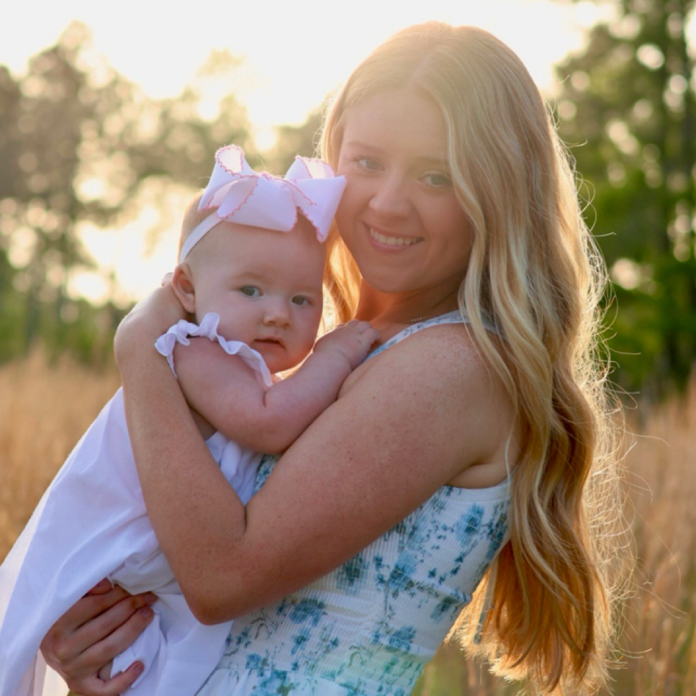 Haileigh Mayo at Halo Salon LLC in Picayune, MS
