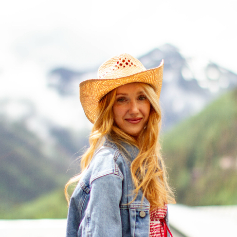 Emma Irving at HAIR SHOP in Mill Valley, CA