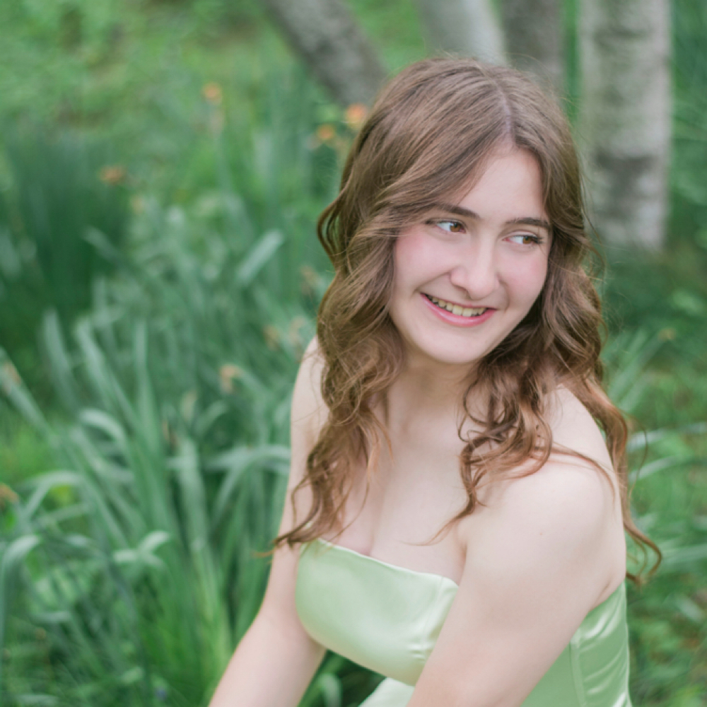 Isobel Issa at Mood. Beauty Lounge in Archbold, OH