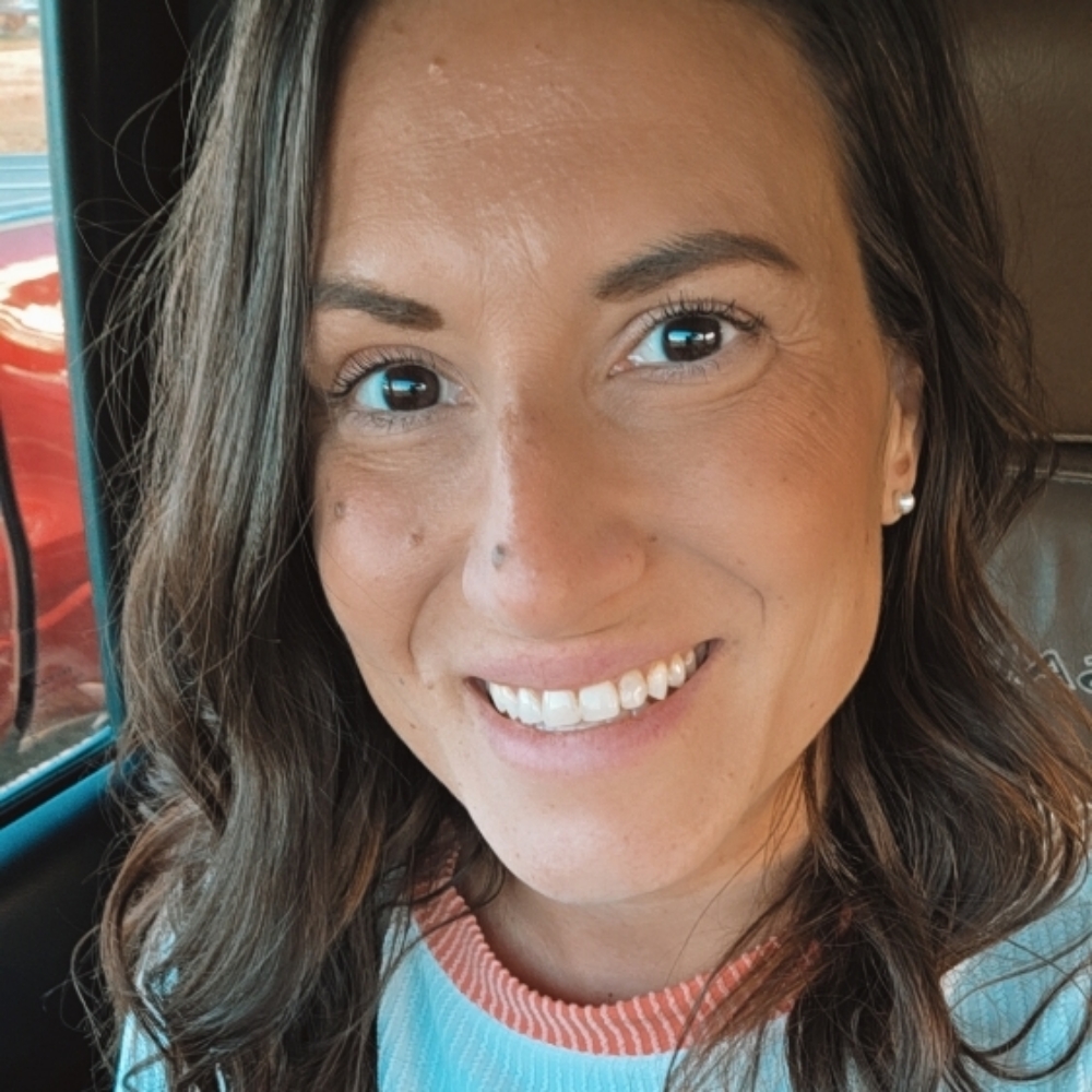 Lu Weatherford at Lynked Permanent in Columbia, IL
