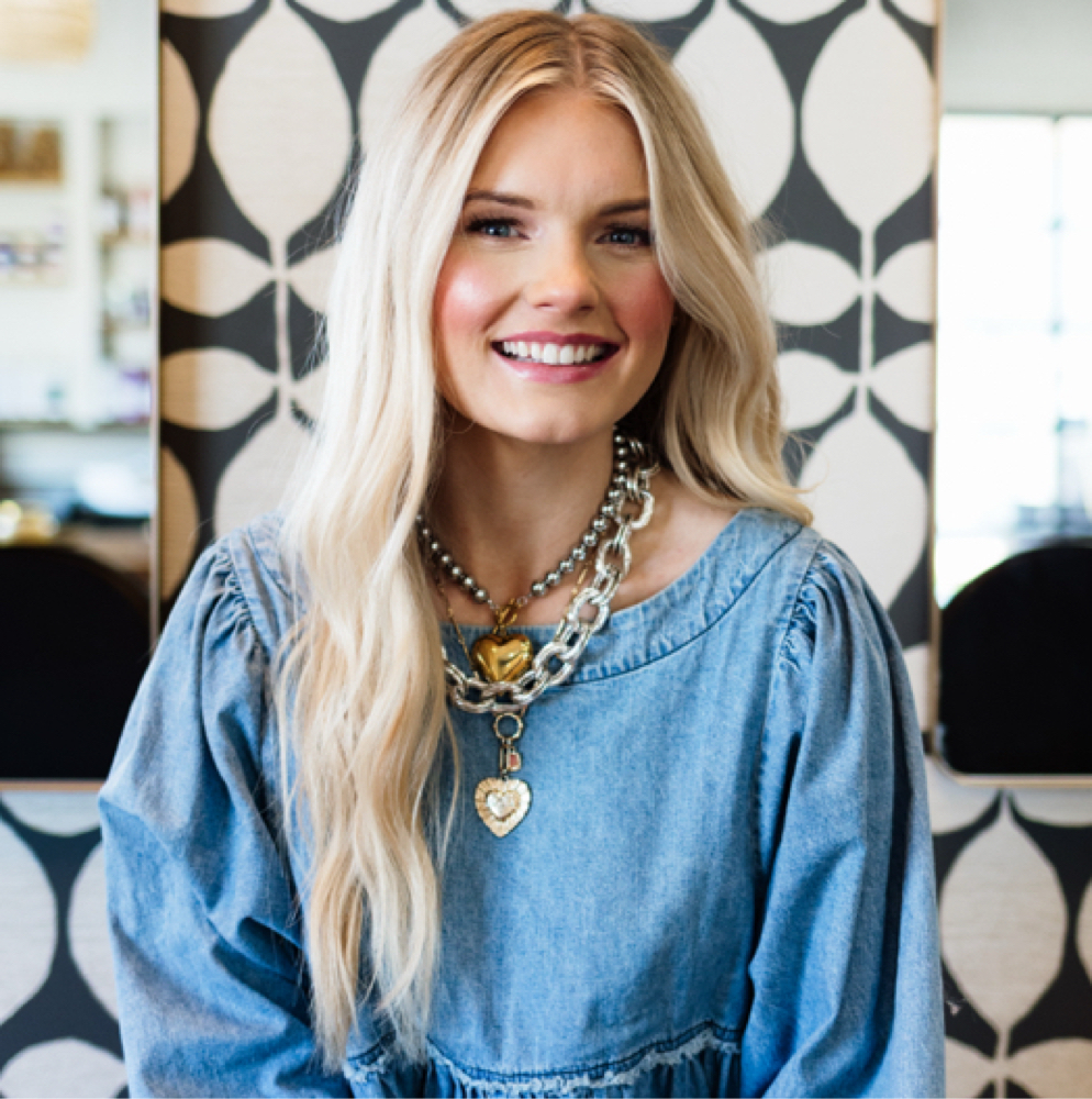 Emily Crider at Phix Boutique And Beauty in Ringgold, GA