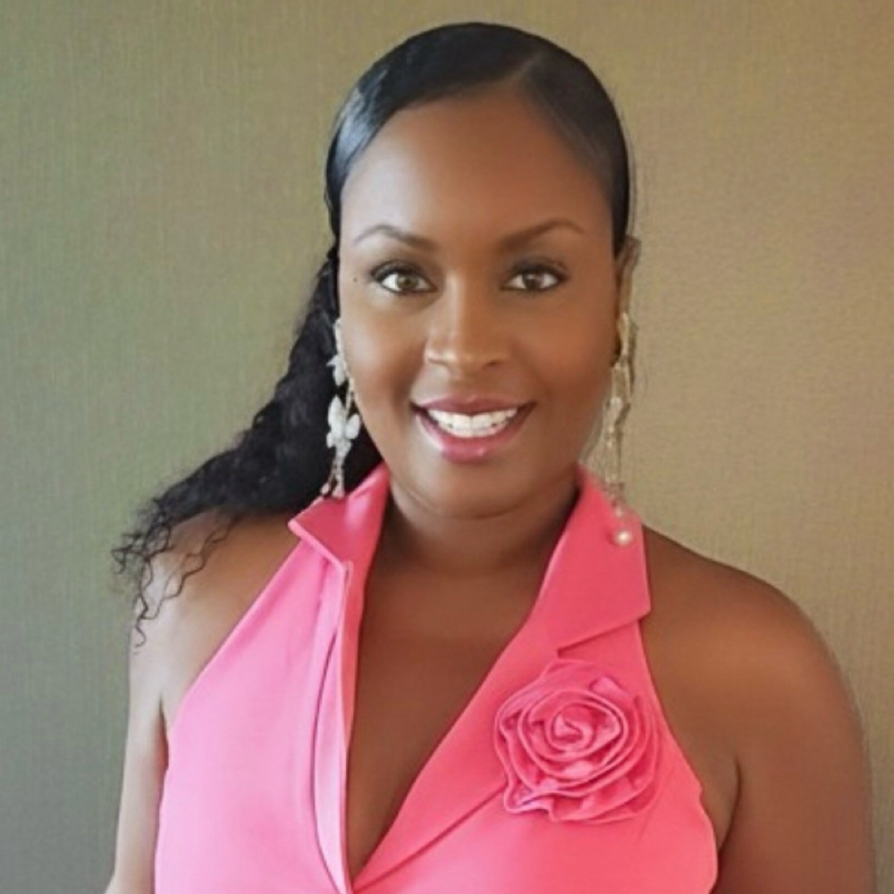 Kadia Kamara at Pani Style Hair Salon in Katy, TX