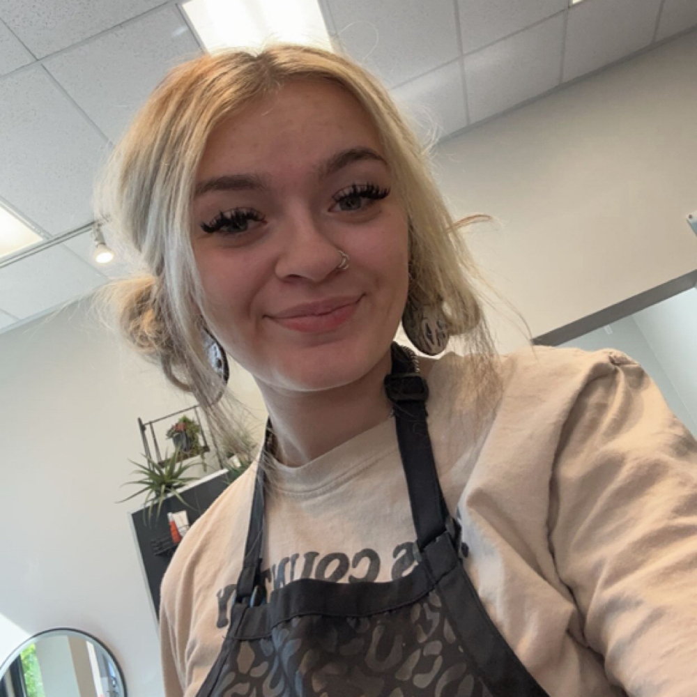 Faith Jackson at Head Case Beauty and Barber Company in canby, OR