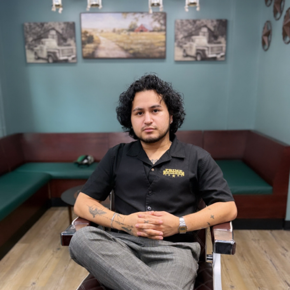 Mike García at Prime Barbershop in Easton, PA