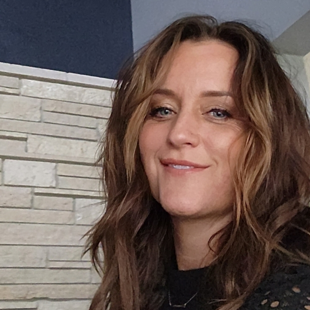 Jennifer Davis at Primitive Parlor Salon & Barber in La Crosse, WI