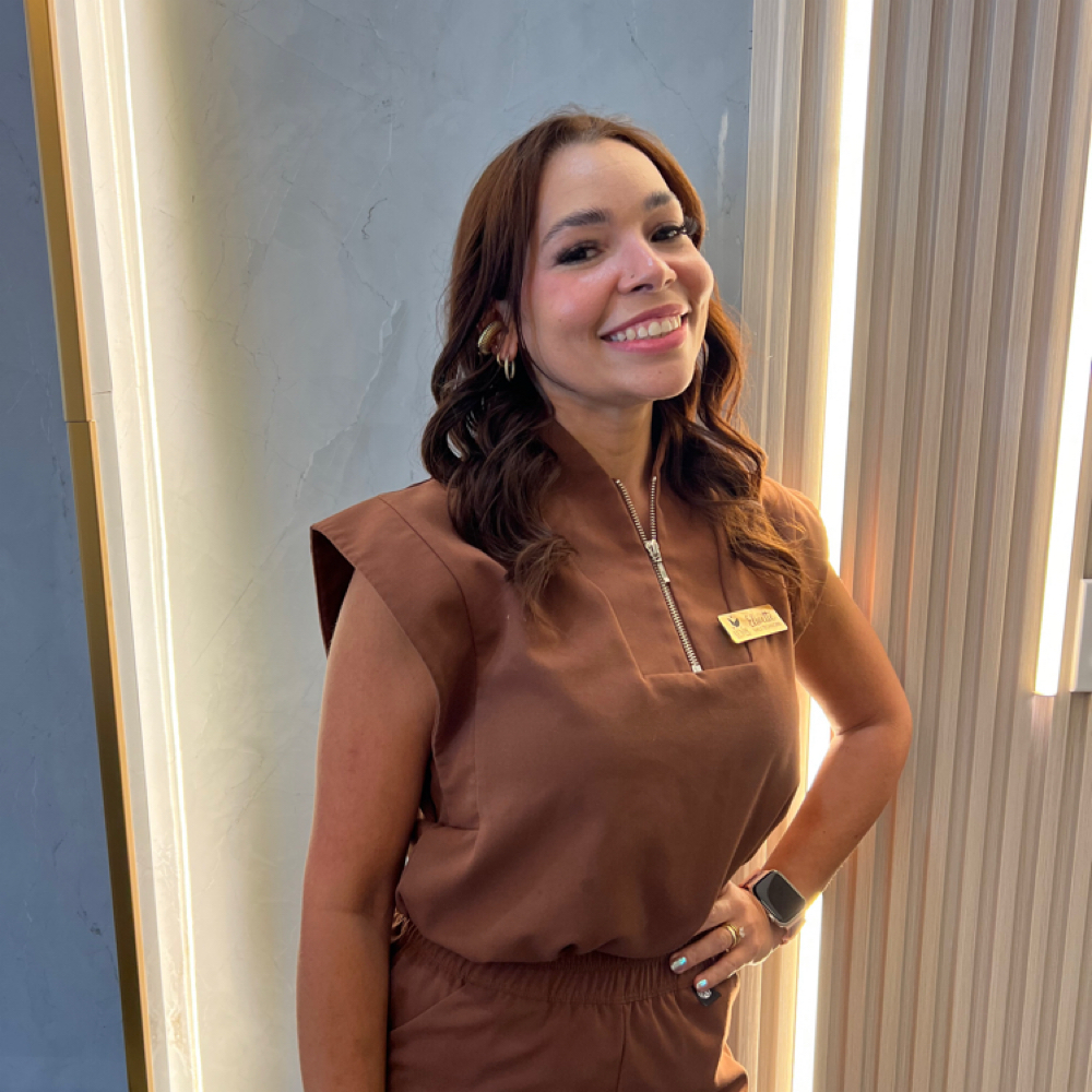 Elivette Urdaneta at LUXOR BEAUTY BAR in ALPHARETTA, GA