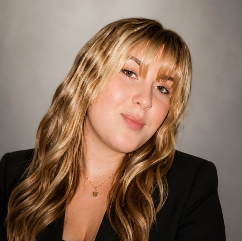 Kalleana Minkler at BeauSet in Cedar Falls, IA