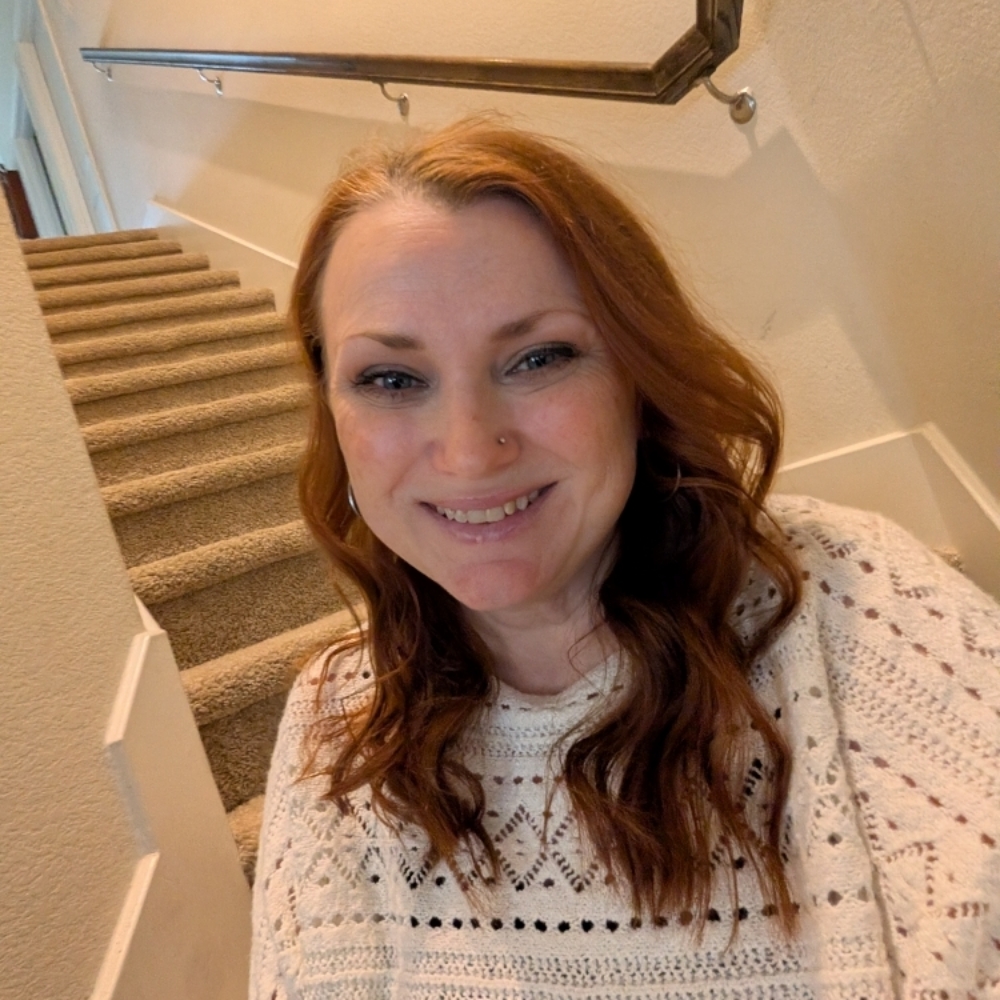 Lexi Baker at Divina Nail Lounge in Round Rock, TX