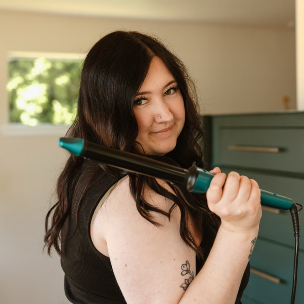 Lizzy Ford at Salon RISE Tacoma in Tacoma, WA