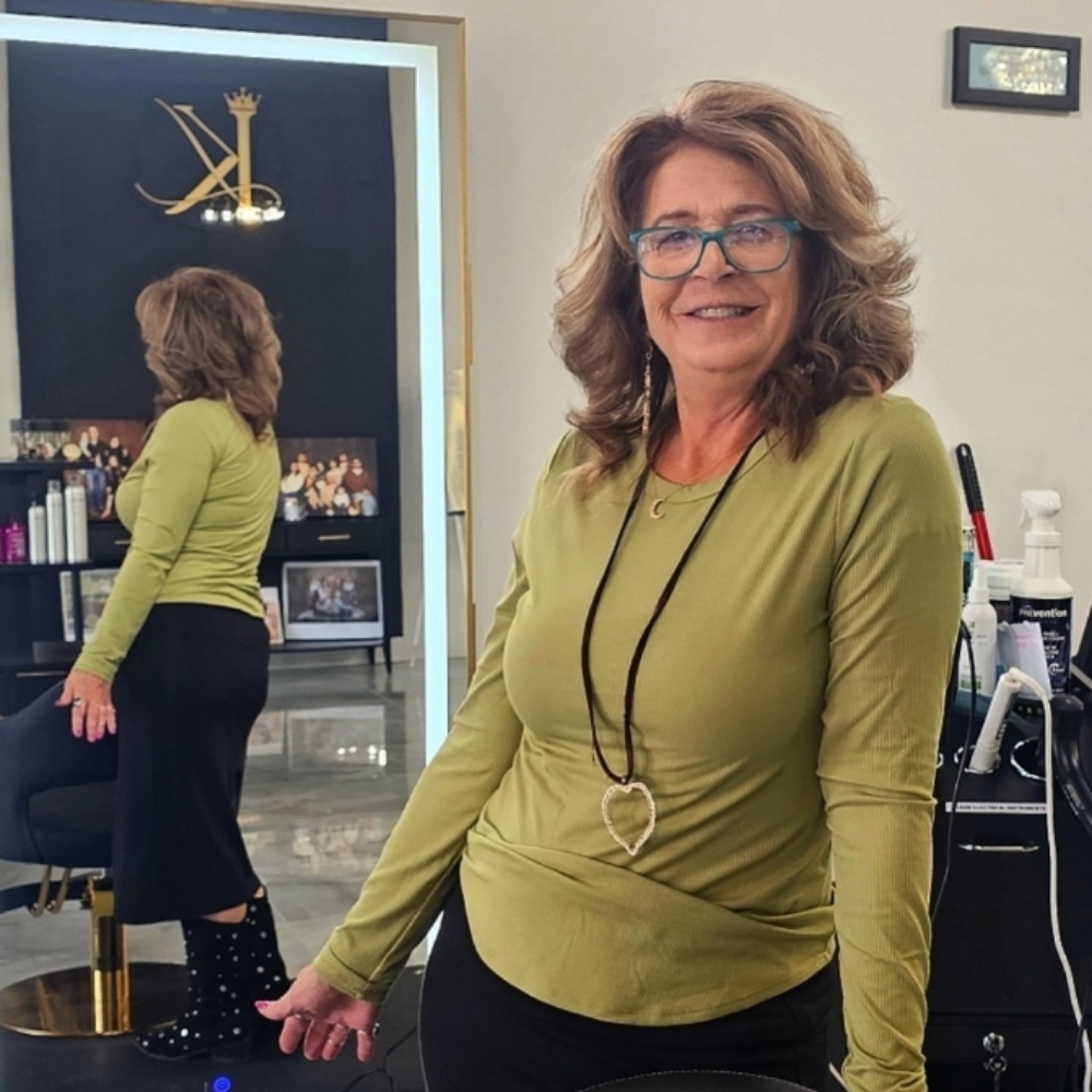 Raynetta Karlin at King Luxe Salon in Liberal, KS