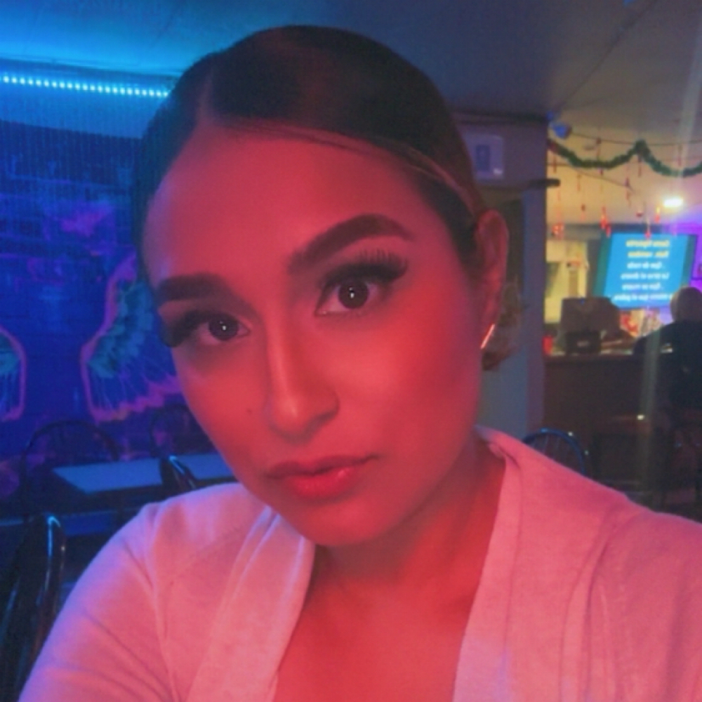 Edith Stylist Barber
