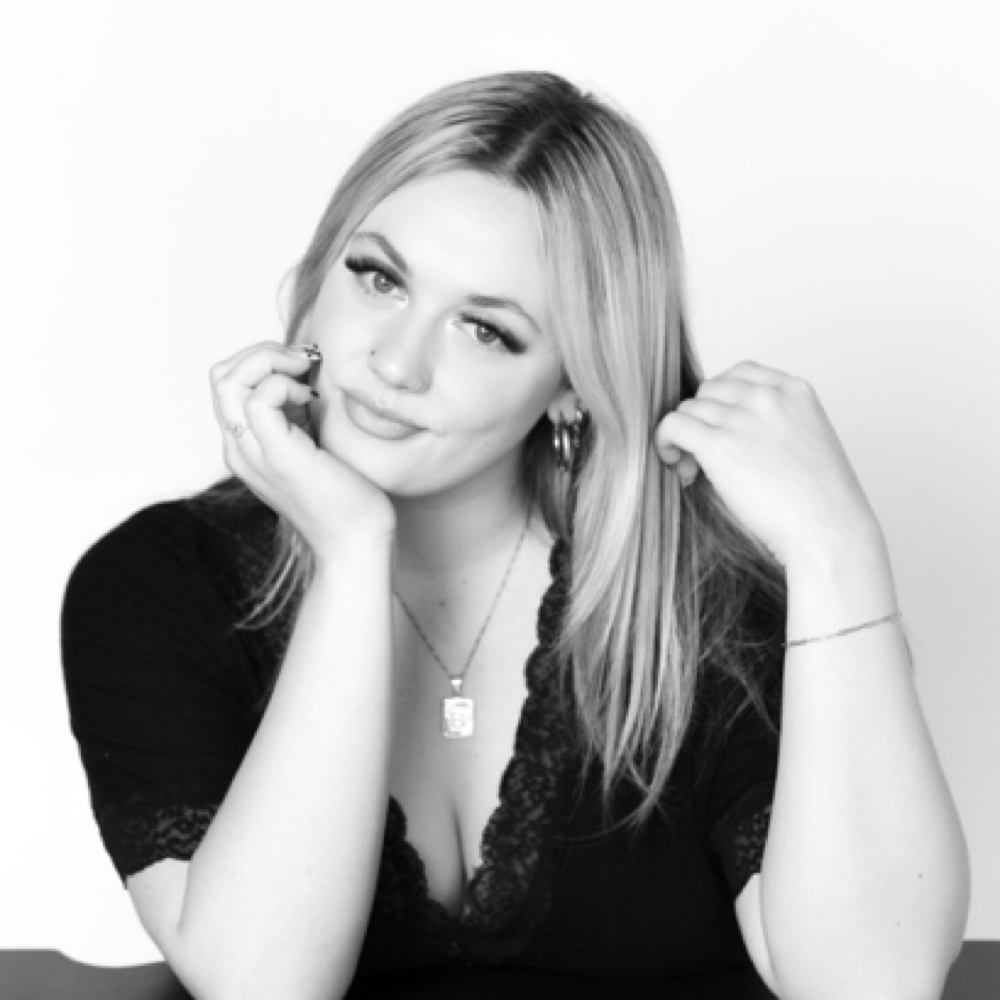 Brylee Alewine at Salty Tails Sun Spa & Boutique / Esthetics and Airbrush in Pismo, CA