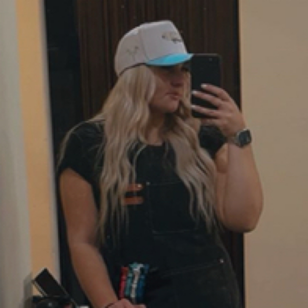 Chloe Judd at The Parlor Luxury Salon in Payson, UT