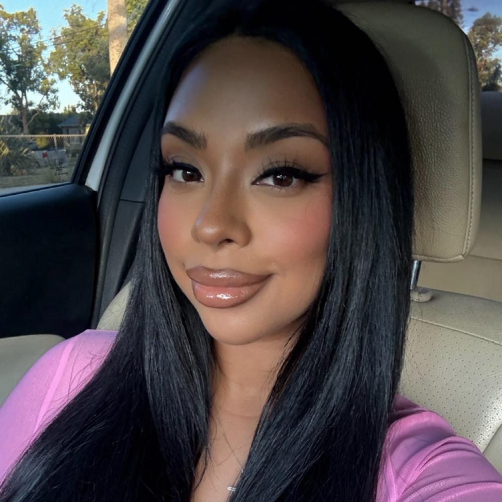 Kim Alonzo at SKIN & BEAUTY STUDIO in Altadena, CA