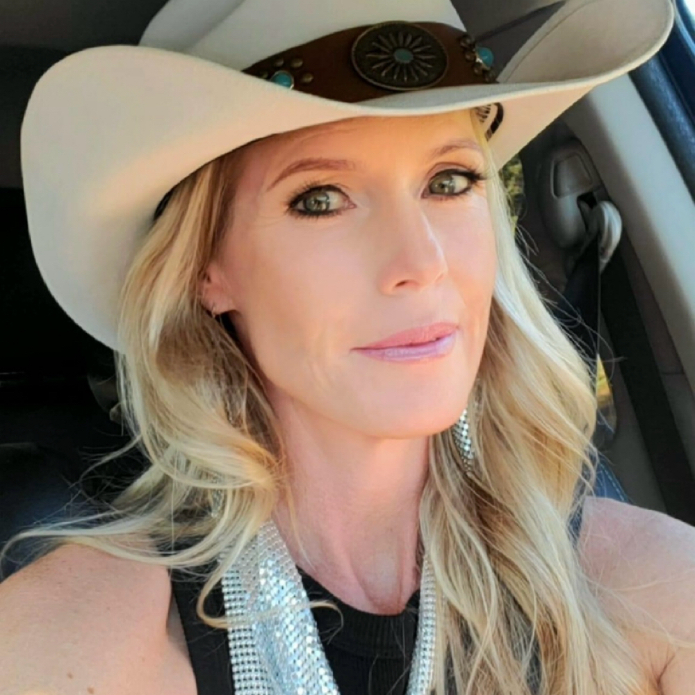 Shelley Marie at Maggie Reese’s Spa Retreat in Ca, CA