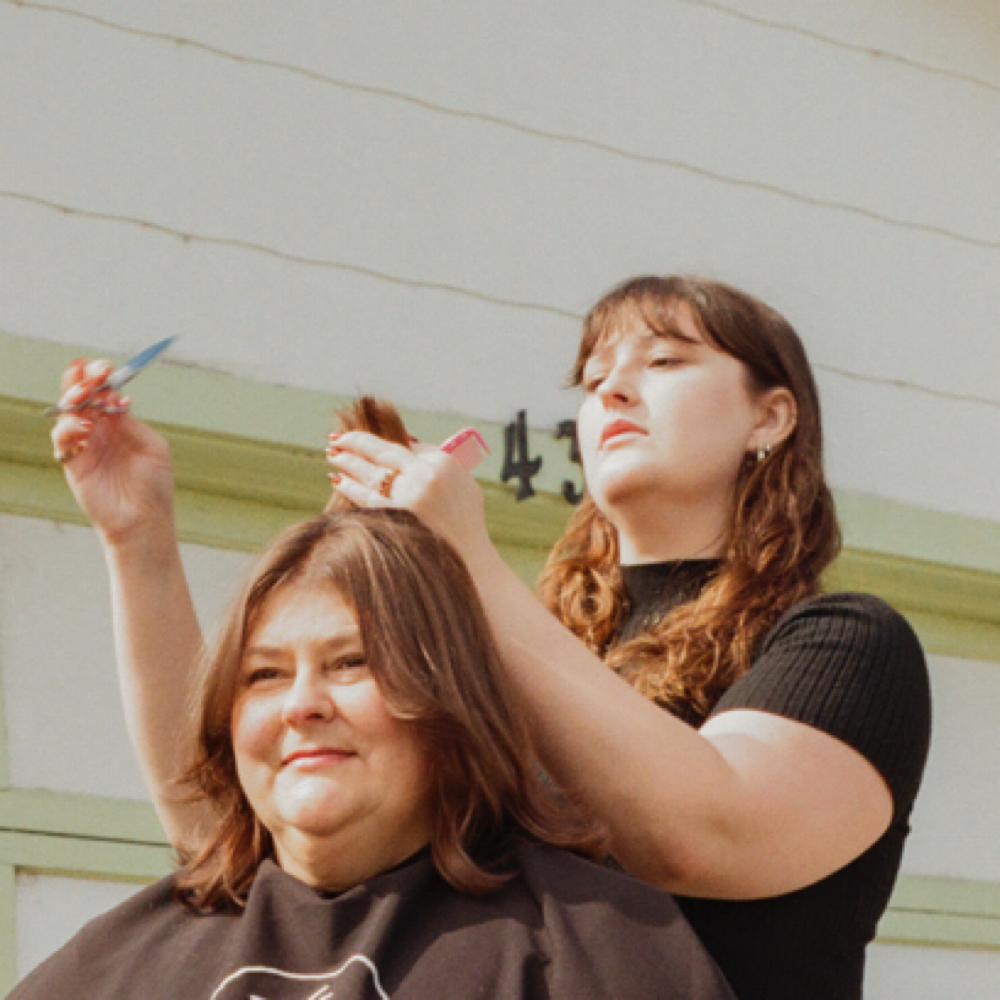 Gwen Meyer at Saturn Salon in St. Louis, MO