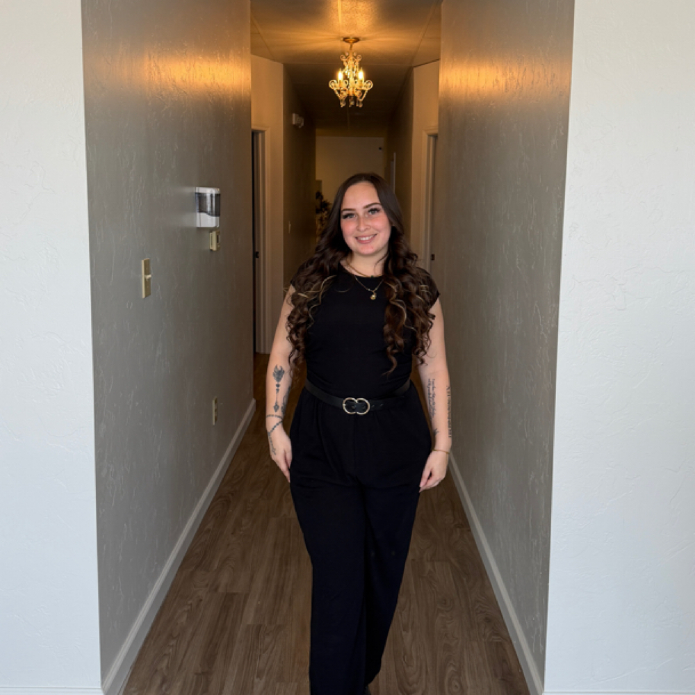 Katelyn Eader at LUXX Beauty Studio in Tucson, AZ