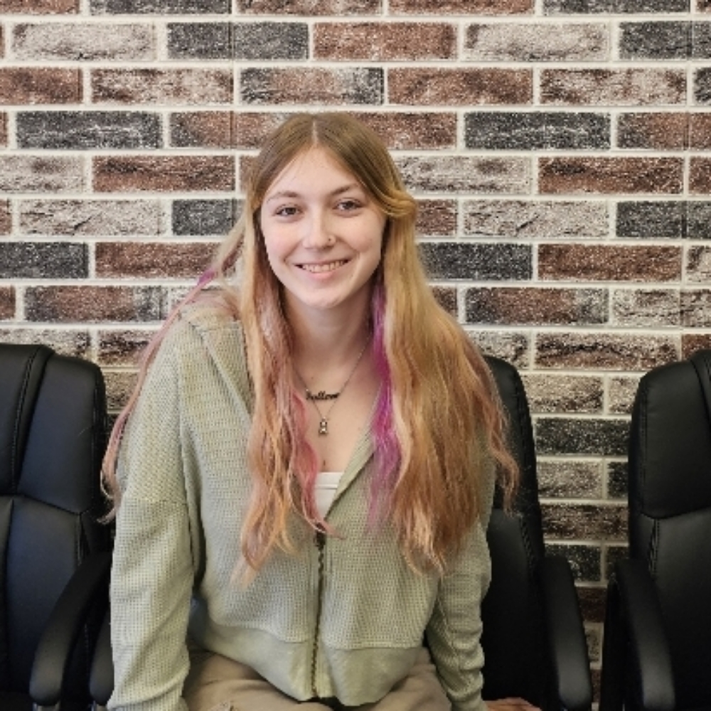 Alexis Bomson at Bella Capelli Family Haircare LLC in Spring Hill, FL