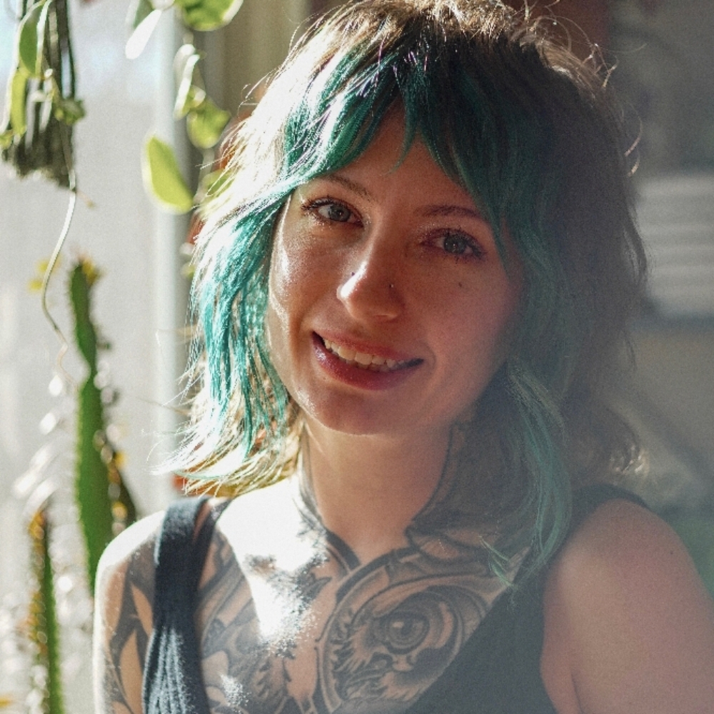 Skylar Zynda at Coiffeur Salon & Boutique in Loveland, CO