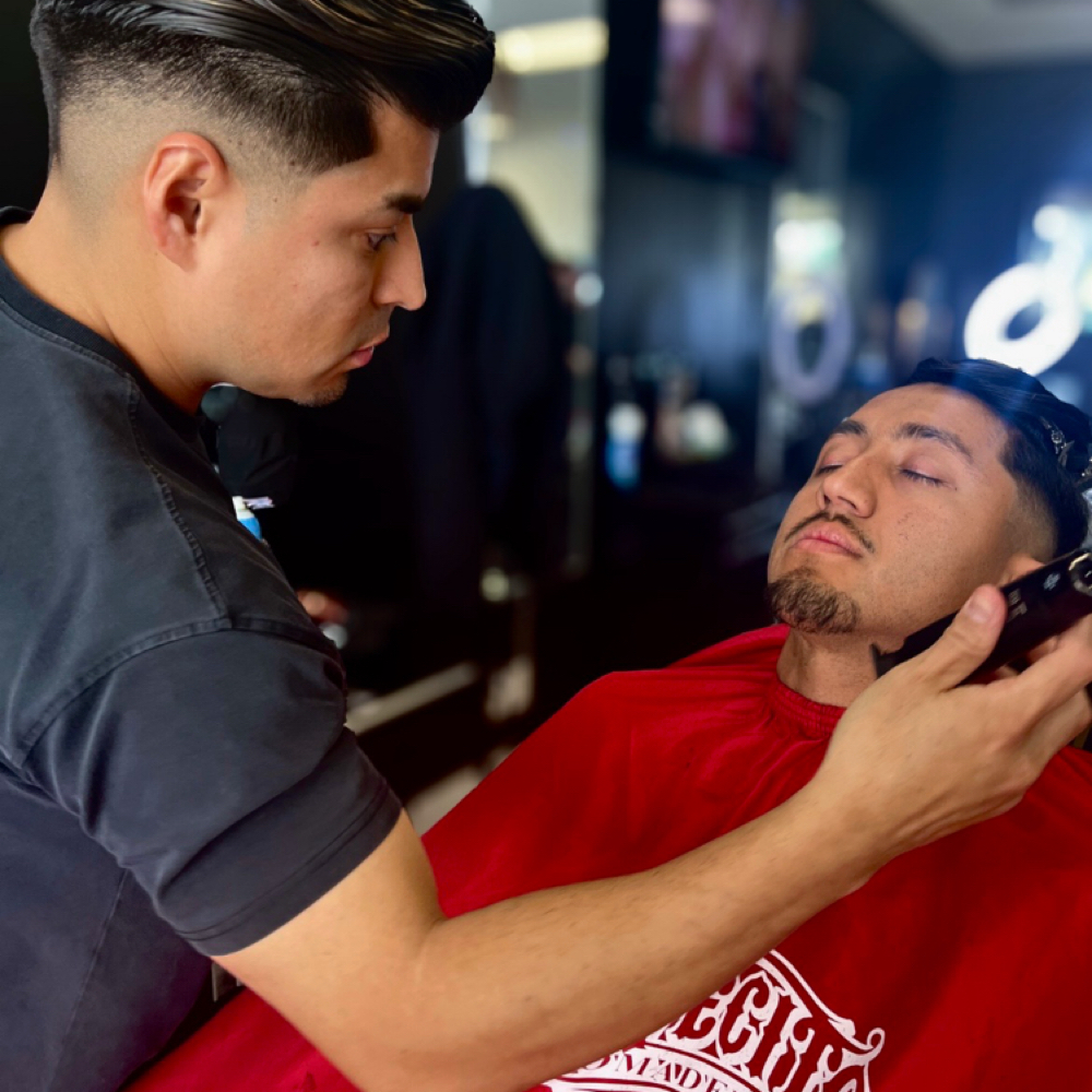 Yoxtan Barber at Family Hair Lounge - Orange LLC in Orange, CA