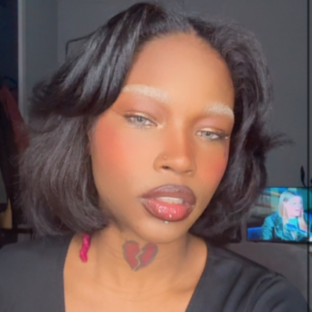 Serena B at Tips To Toes Spa in Philadelphia, PA