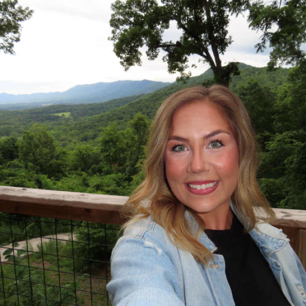 Kelly Christman at Circle M Hair Studio & Beauty Bar in Saint Peters, MO