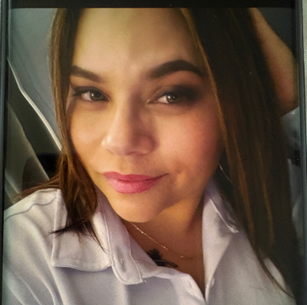 Reina Badillo at Tabby's Nail cabby in lakewood, OH
