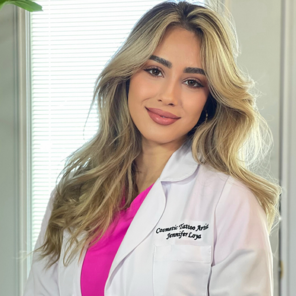 Jennifer Loya at FACE BEYOUTIQUE in Co, NV