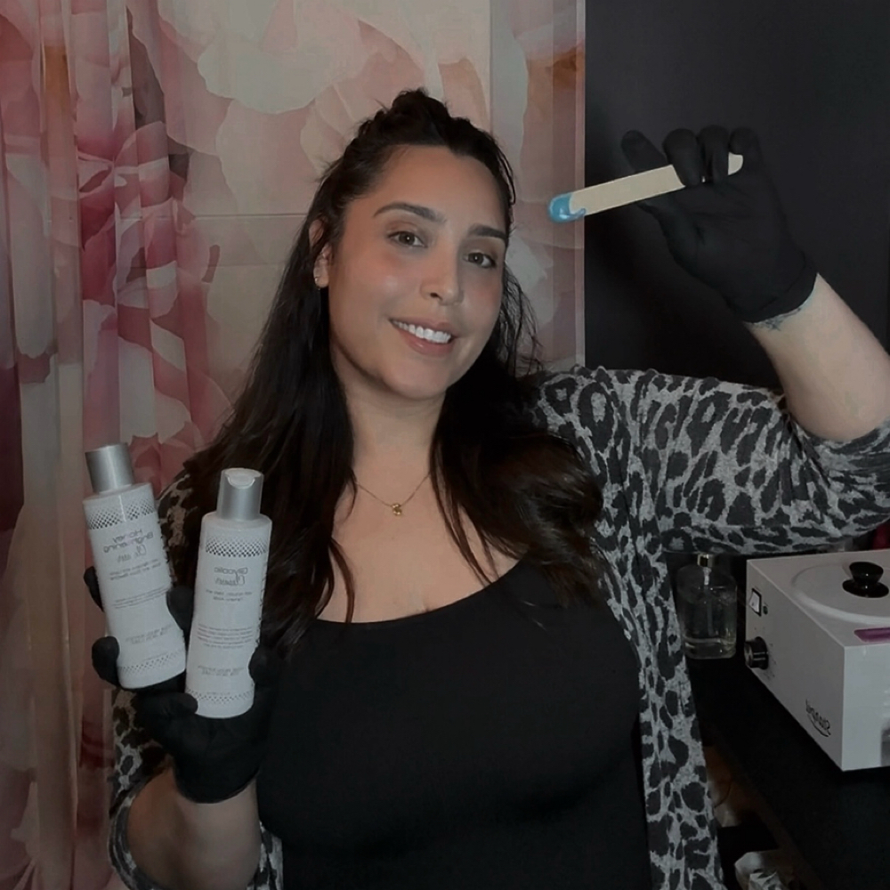 Shay S at Pretty Girls Beauty Studio in Plantation, FL