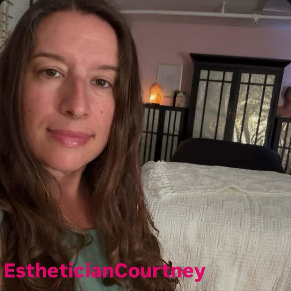 Esthetician Courtney at the Alcove in Howell, MI