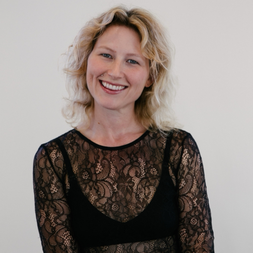 Ashley Renee at The Salon Venice in Venice, CA