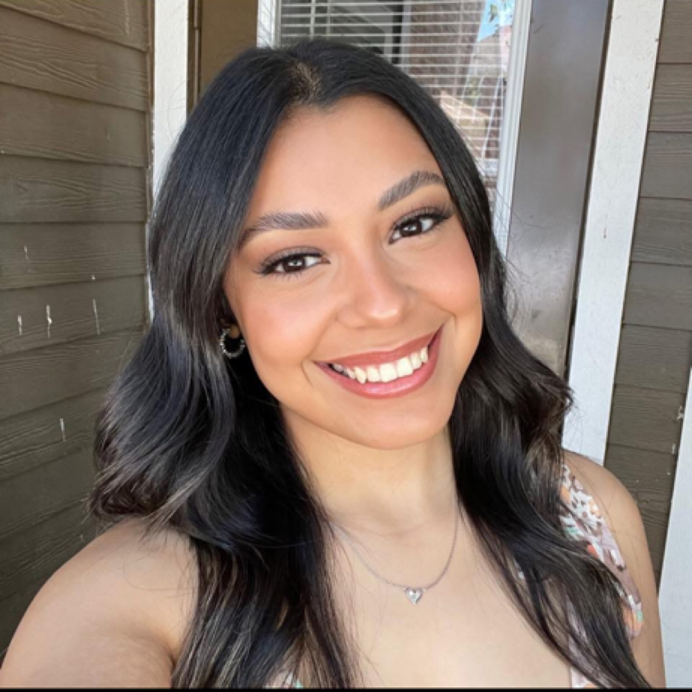 Nicole Davila