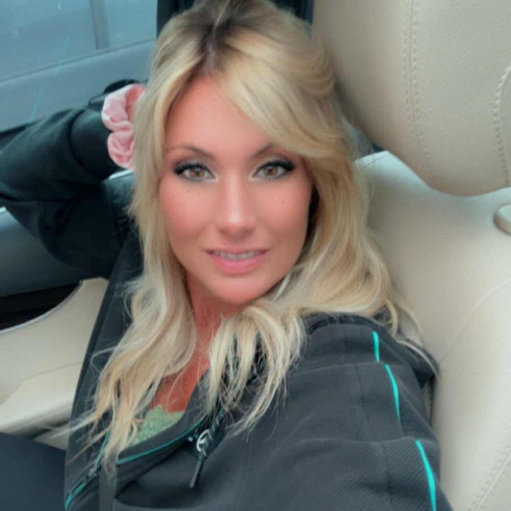 Jessica Desotelle at Colorz By Jessica in Mary Esther, FL