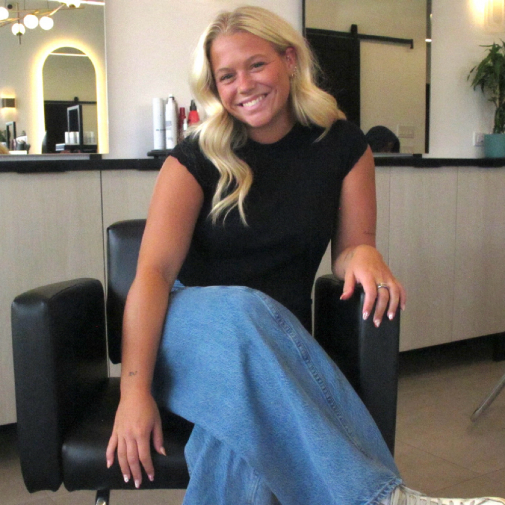 Norah H at Blondies & Co. in Roselle, IL