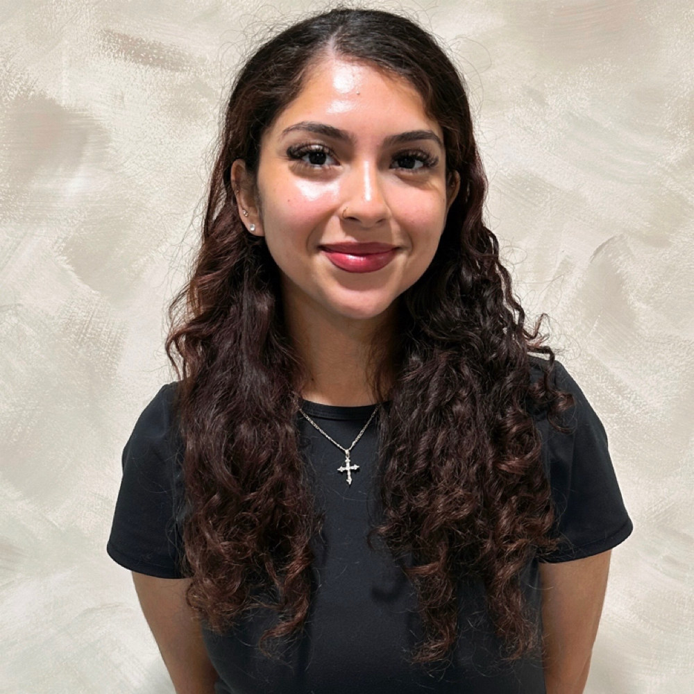 ADRIANA BENAVIDEZ at The Lash & Beauty Lounge LLC in Pearland, TX