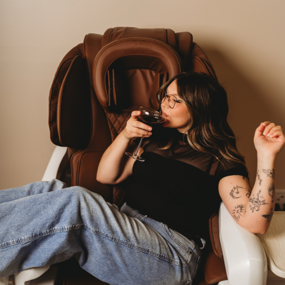 Cassie Bennett at The Mani Lounge in Poplar Bluff, MO