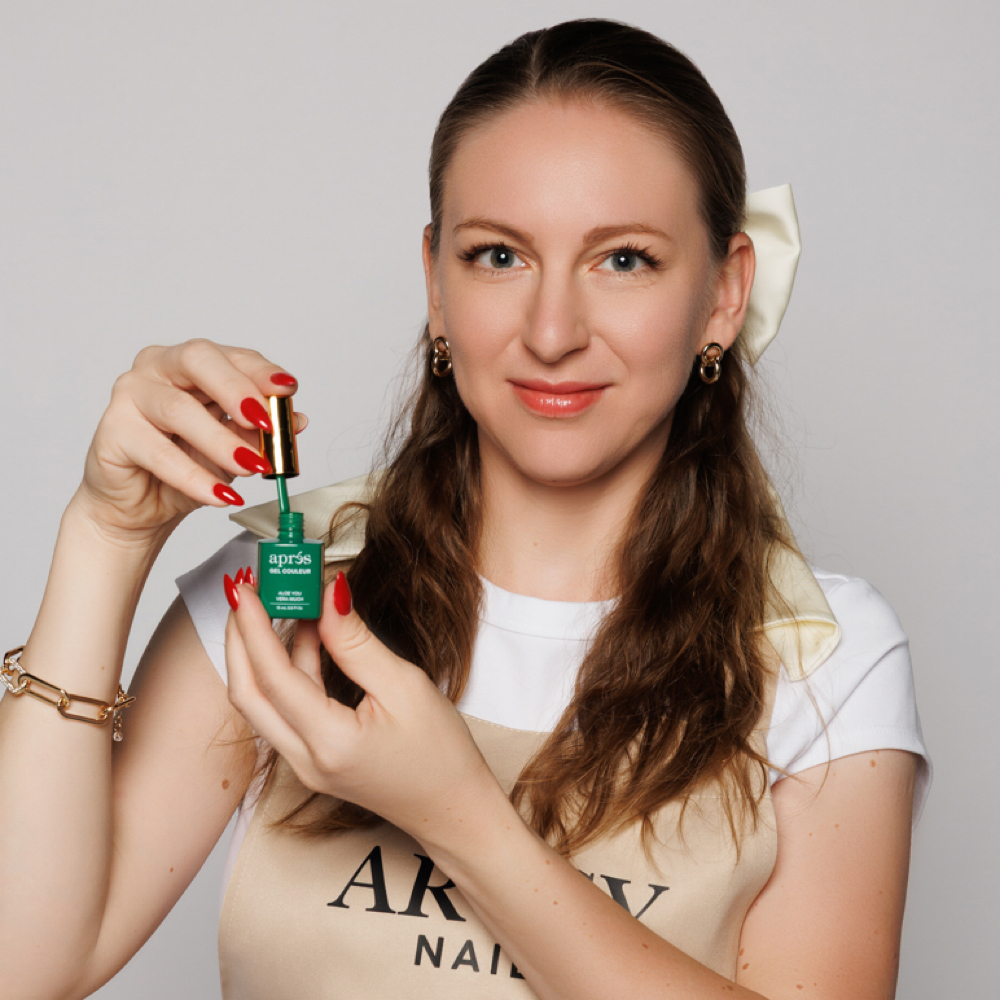 Anna Zelionaia JUNIOR TECH at Artsy Nails in Pensacola, FL