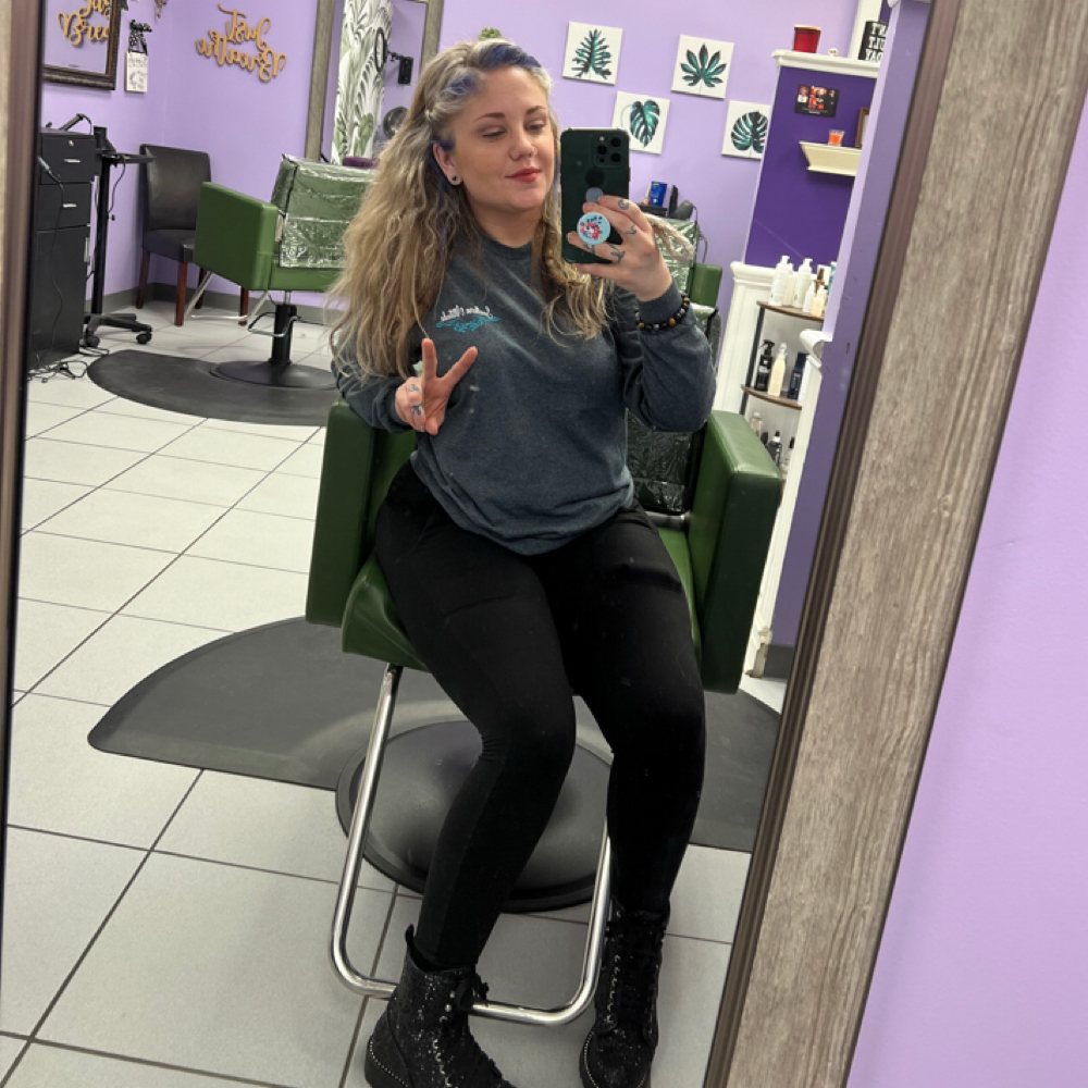 Alysia Angell at The Craft Salon de la Terre in Chesterfield, VA