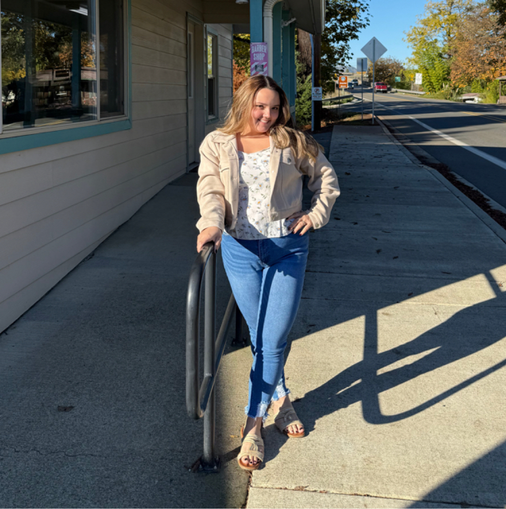 Taylor Jones at The Secret Salon in Roseburg North, OR
