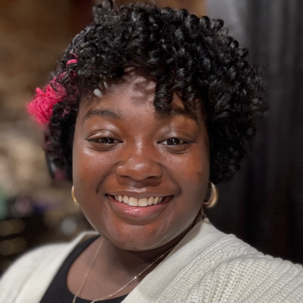 Essence Henry