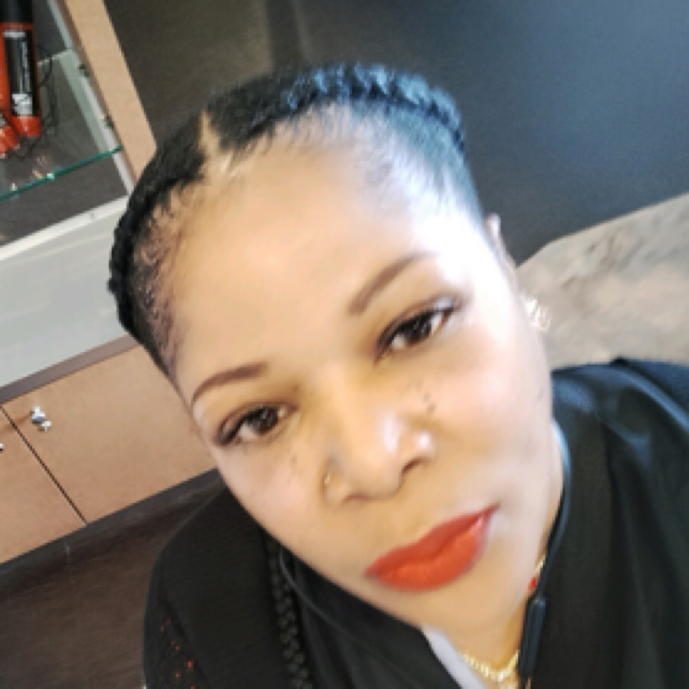 Nicki (RCH.GlossGenius.com) Master Stylist Specializing in pixie cuts,silk press and color