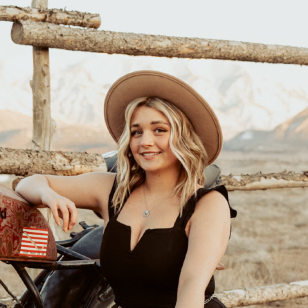 Sara Goodavish at Ivory Salon + Suites in South Jordan, UT