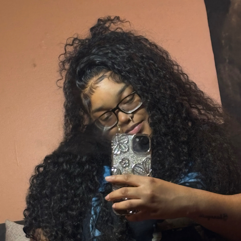 Miyonni Owensby at The Hustlers Palace Salon in Whitehall, OH