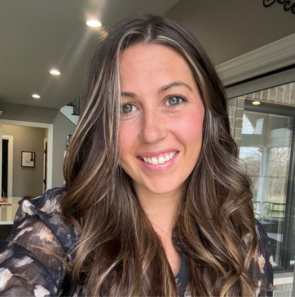 Jessica Knowles at Shop 1921 in New Lenox, IL